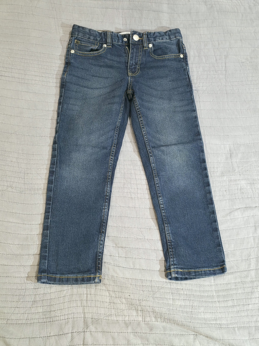 Calvin Klein Kids Slim Straight Jeans in Medium Blue Wash